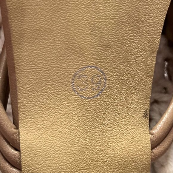 No Brand Tan Colored Strappy 3 1/4" Block Heel Sandals Size 39 - 8.5 - Picture 8 of 8